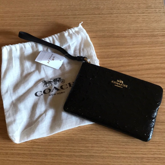 Coach Handbags - COACH NWT Black Wristlet Wallet